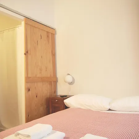 Villa Guesthouse Hostel Atouguia da Baleia
